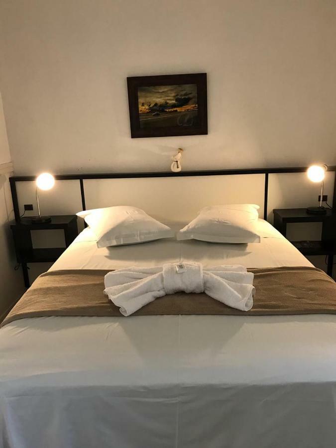 Urussanga Hotel Esterno foto